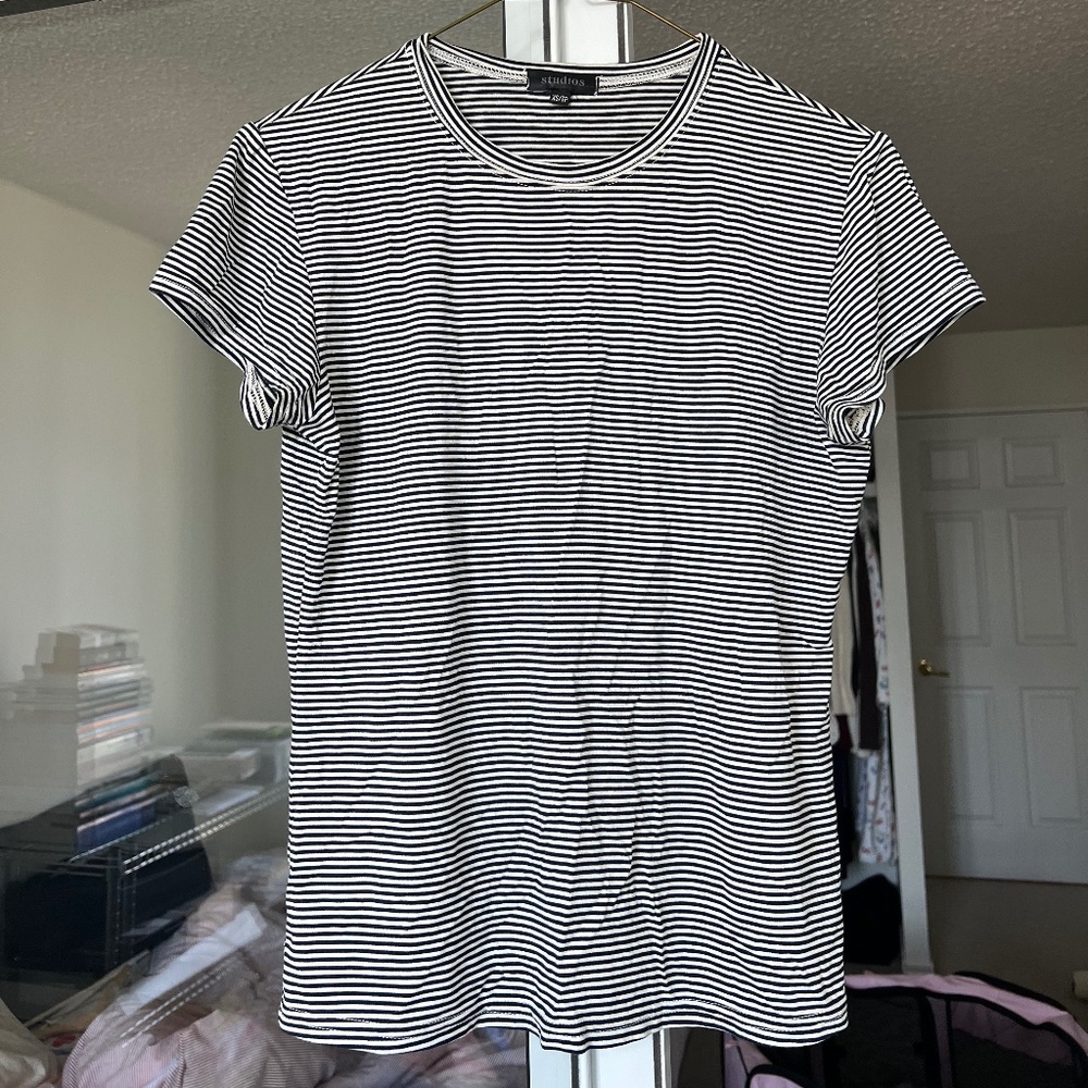 Uncle Studios Striped T-shirt